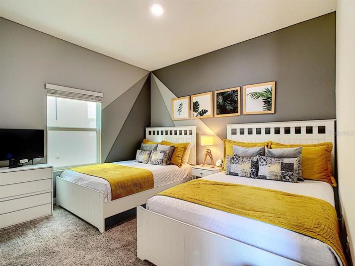 Image No.10-5 Bed Townhouse for sale