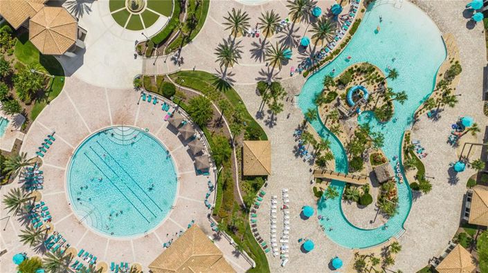 Image No.17-5 Bed Townhouse for sale