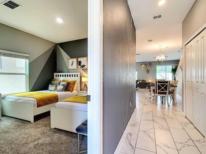 Image No.9-5 Bed Townhouse for sale