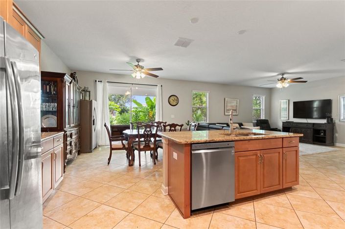 Image No.6-4 Bed House for sale