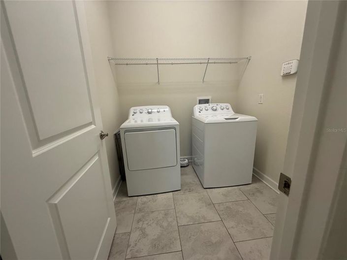 Image No.15-4 Bed House for sale