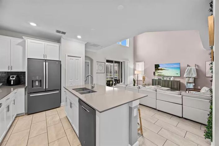 Image No.18-5 Bed House for sale