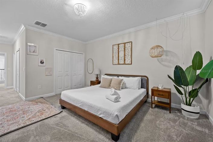 Image No.21-5 Bed House for sale