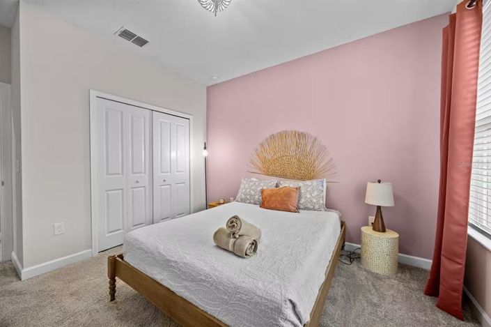 Image No.24-5 Bed House for sale