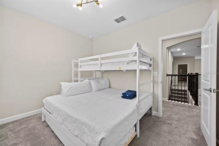 Image No.34-5 Bed House for sale