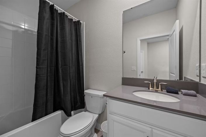 Image No.38-5 Bed House for sale