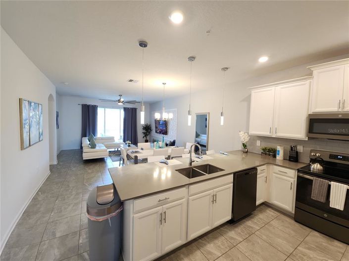 Image No.6-3 Bed Property for sale