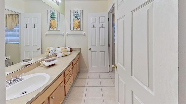 Image No.59-5 Bed Property for sale