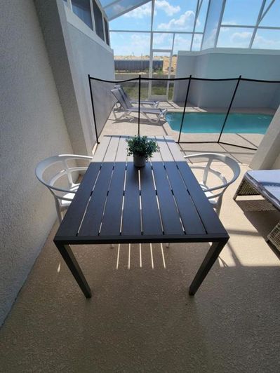 Image No.10-4 Bed Townhouse for sale