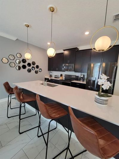 Image No.13-4 Bed Townhouse for sale