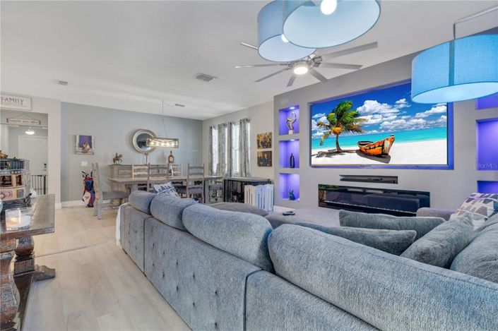 Image No.30-4 Bed Property for sale