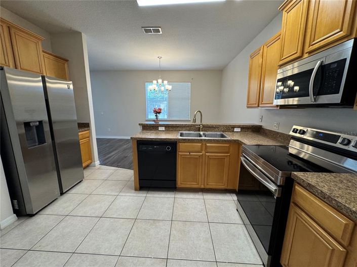 Image No.11-4 Bed House for sale