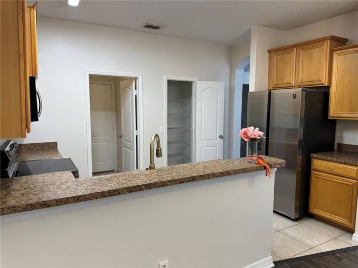 Image No.12-4 Bed House for sale