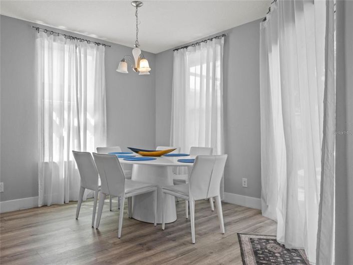 Image No.10-4 Bed Property for sale