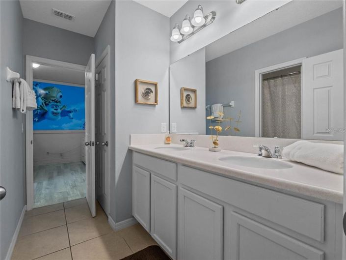 Image No.25-4 Bed Property for sale