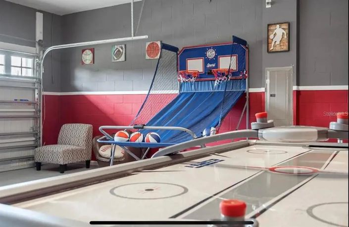 Image No.28-9 Bed House for sale