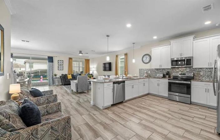 Image No.9-9 Bed House for sale