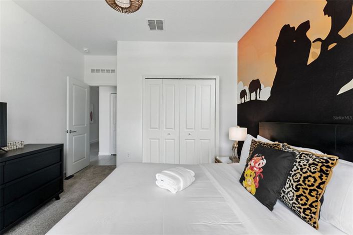 Image No.16-6 Bed House for sale