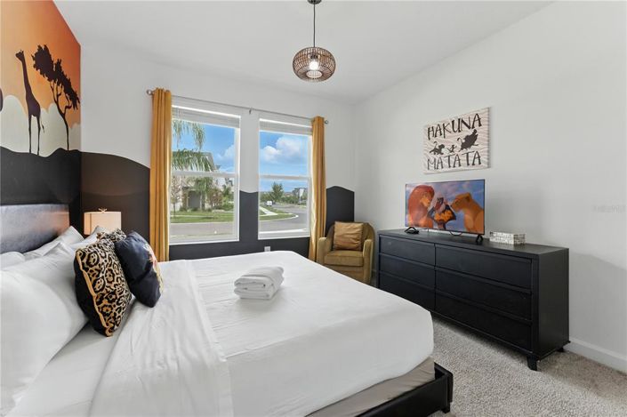 Image No.20-6 Bed House for sale