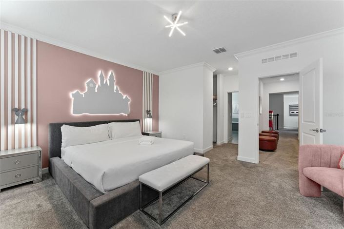 Image No.45-6 Bed House for sale