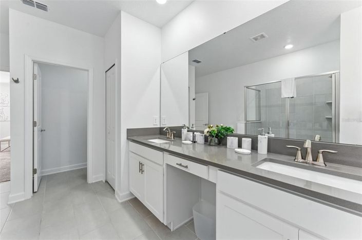 Image No.48-6 Bed House for sale