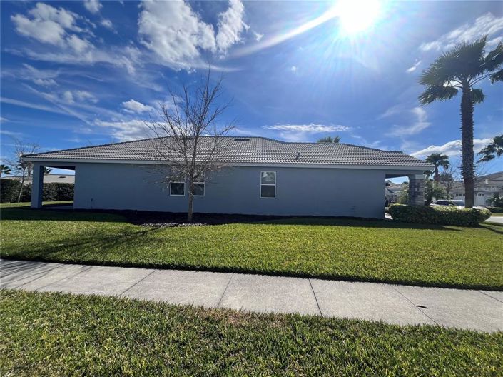 Image No.4-4 Bed Property for sale