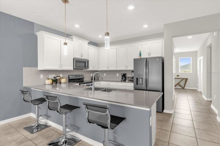 Image No.12-3 Bed Townhouse for sale