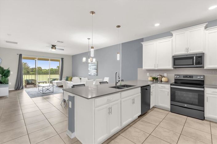 Image No.13-3 Bed Townhouse for sale