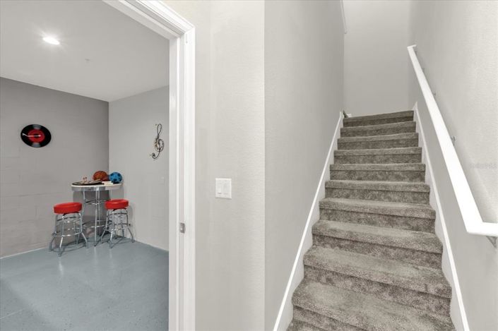 Image No.18-3 Bed Townhouse for sale