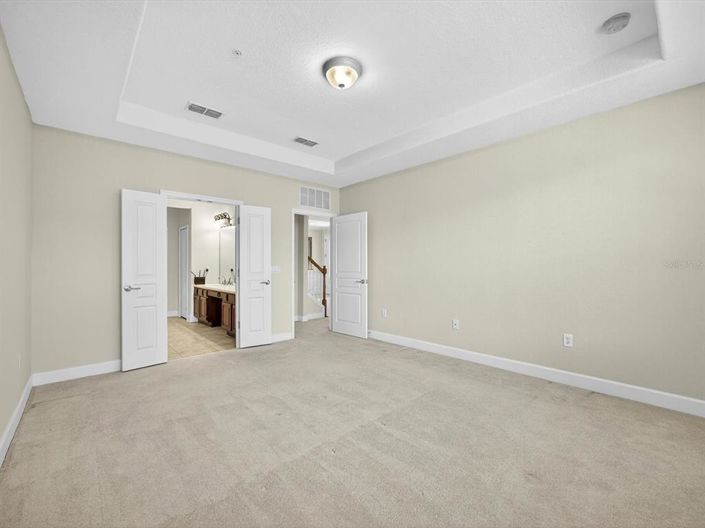 Image No.18-3 Bed Townhouse for sale