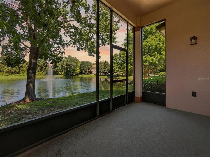 Image No.2-3 Bed Townhouse for sale