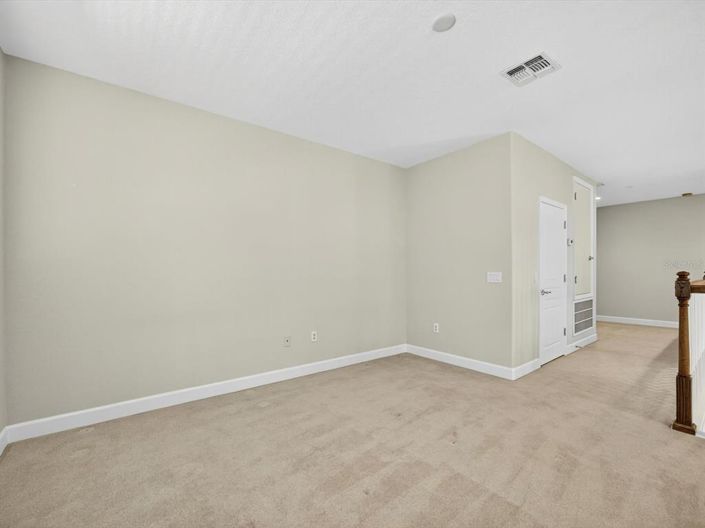 Image No.22-3 Bed Townhouse for sale