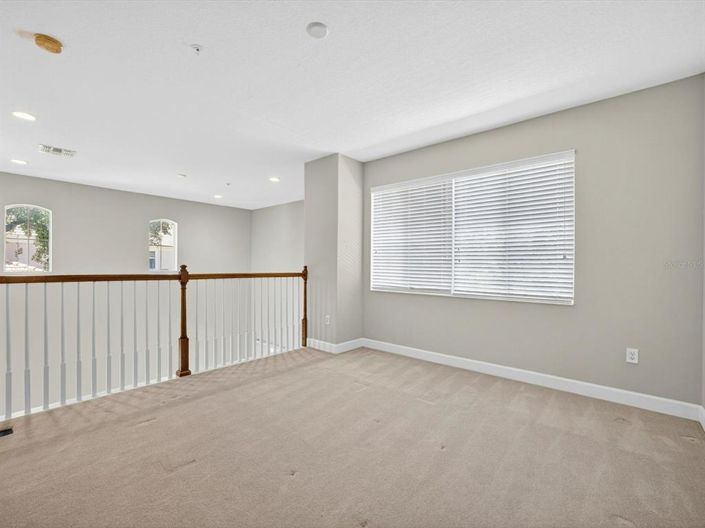 Image No.23-3 Bed Townhouse for sale