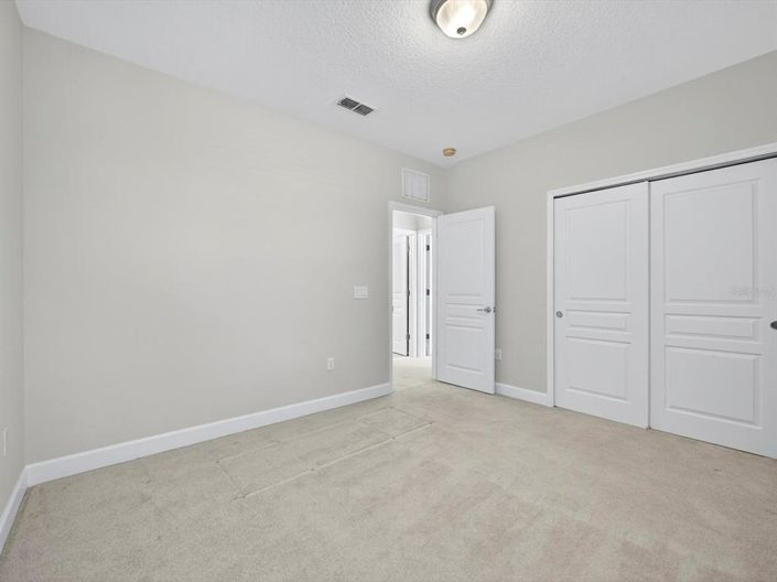 Image No.26-3 Bed Townhouse for sale