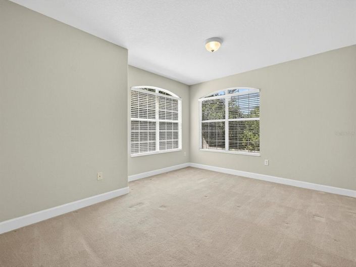 Image No.29-3 Bed Townhouse for sale