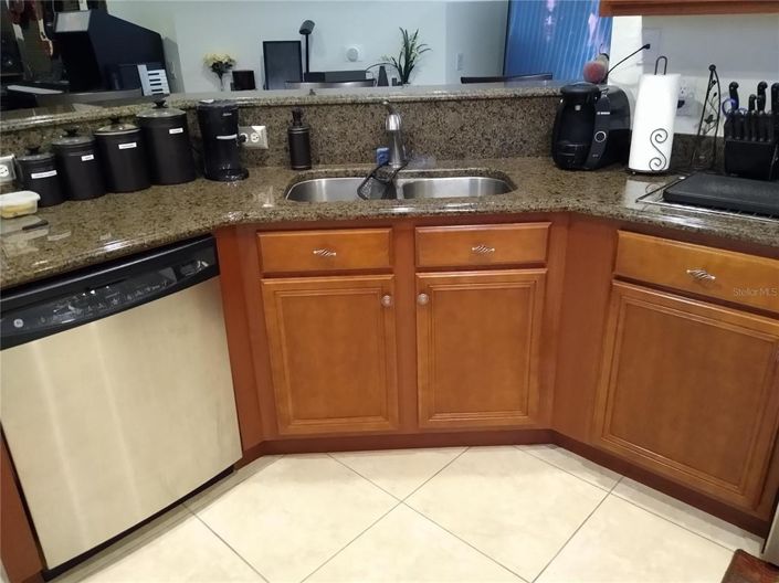 Image No.20-3 Bed Apartment for sale