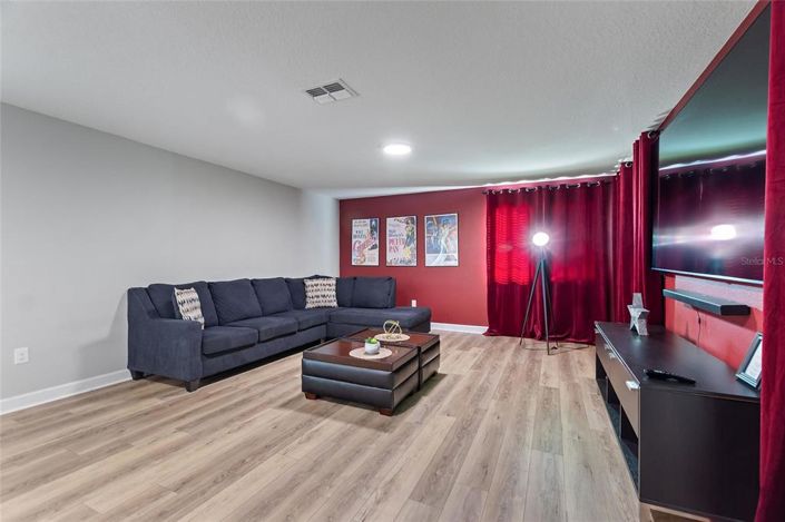 Image No.22-7 Bed House for sale