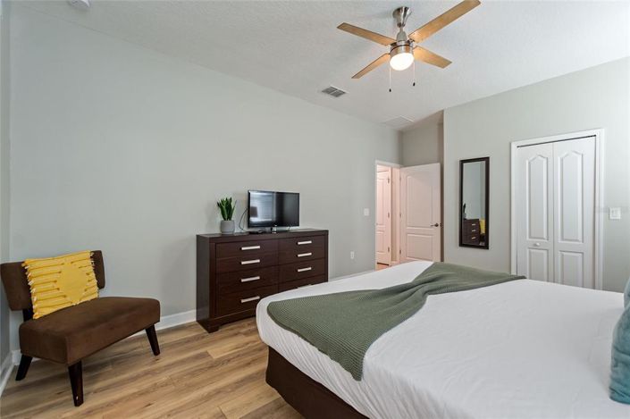 Image No.28-7 Bed House for sale