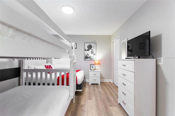 Image No.33-7 Bed House for sale