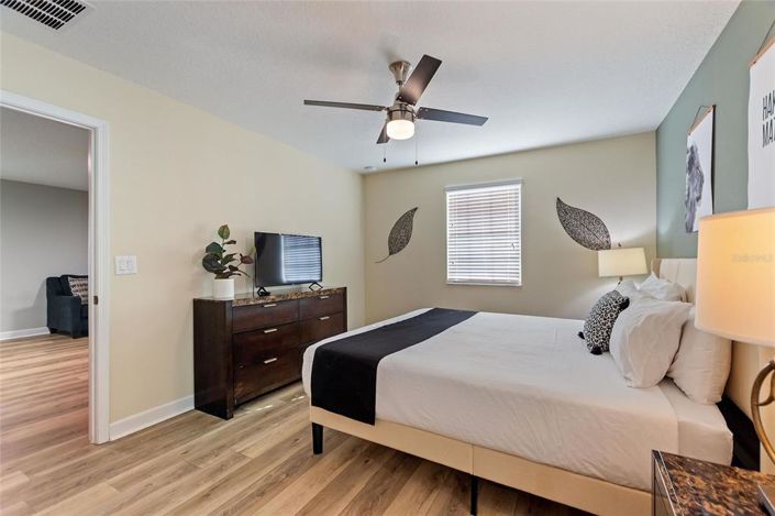 Image No.38-7 Bed House for sale