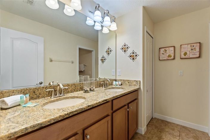 Image No.39-7 Bed House for sale