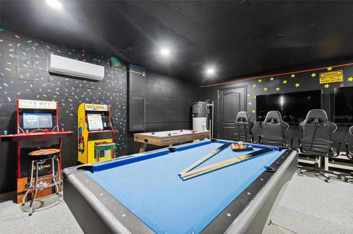 Image No.43-7 Bed Property for sale