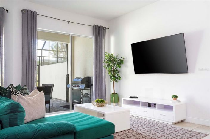 Image No.14-5 Bed Townhouse for sale