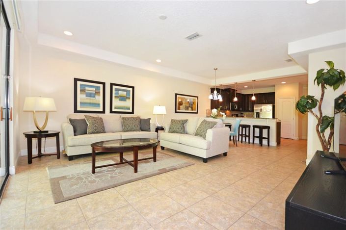 Image No.2-3 Bed Townhouse for sale