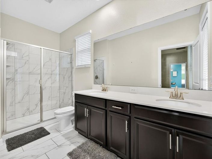 Image No.16-5 Bed House for sale