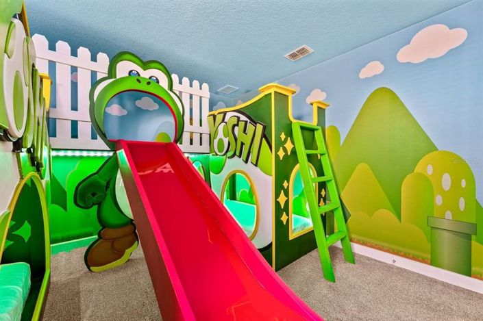 Image No.21-8 Bed Property for sale