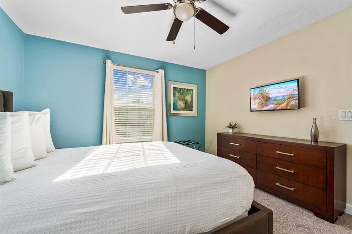 Image No.34-8 Bed Property for sale