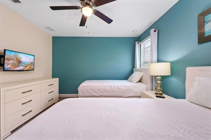 Image No.37-8 Bed Property for sale