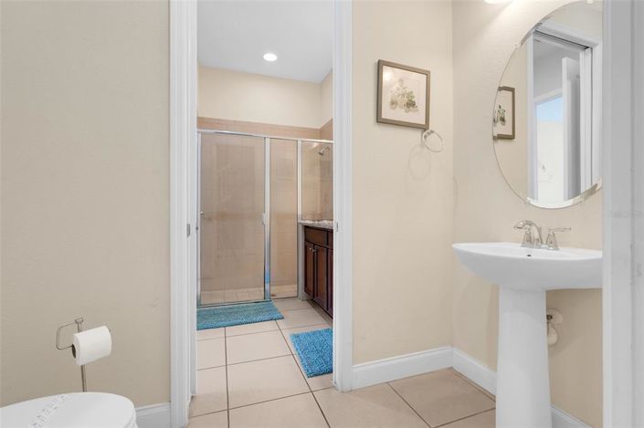 Image No.22-4 Bed Townhouse for sale