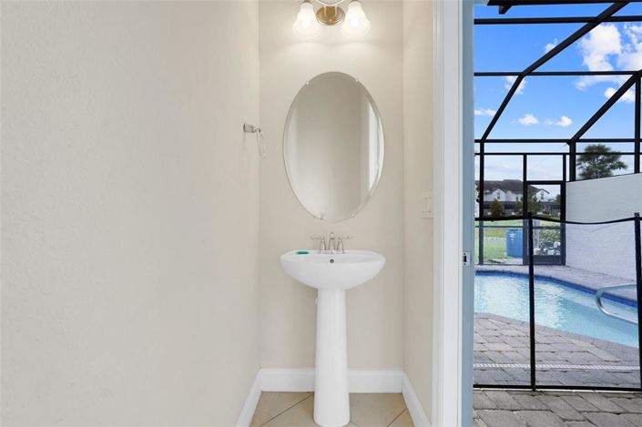 Image No.33-4 Bed Townhouse for sale